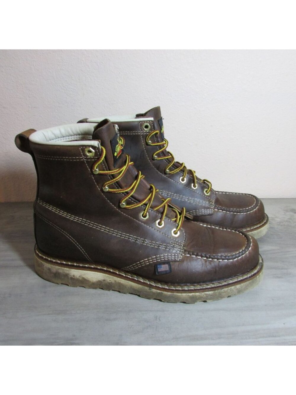 Thorogood Men's 9.5 American Heritage 6" Moc Toe Wedge Work Boot - 814-4203